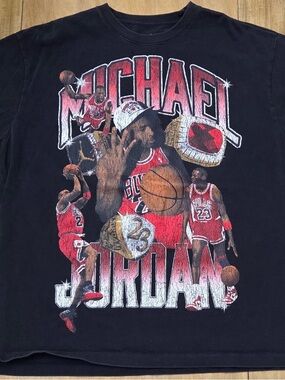 Michael Jordan Vintage Nike Graphic Basketball Tee - Black & Red